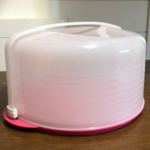 Tupperware Round Cake Taker
